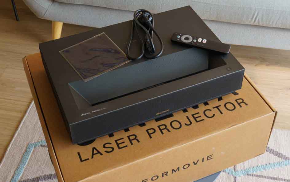 ویدئو پروژکتور Formovie Cinema Edge 4K UST Laser 